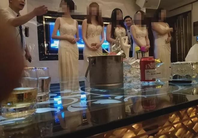 看你喜欢的特殊服务有多令人作呕新葡京博彩“私密影院”全过程(图6)