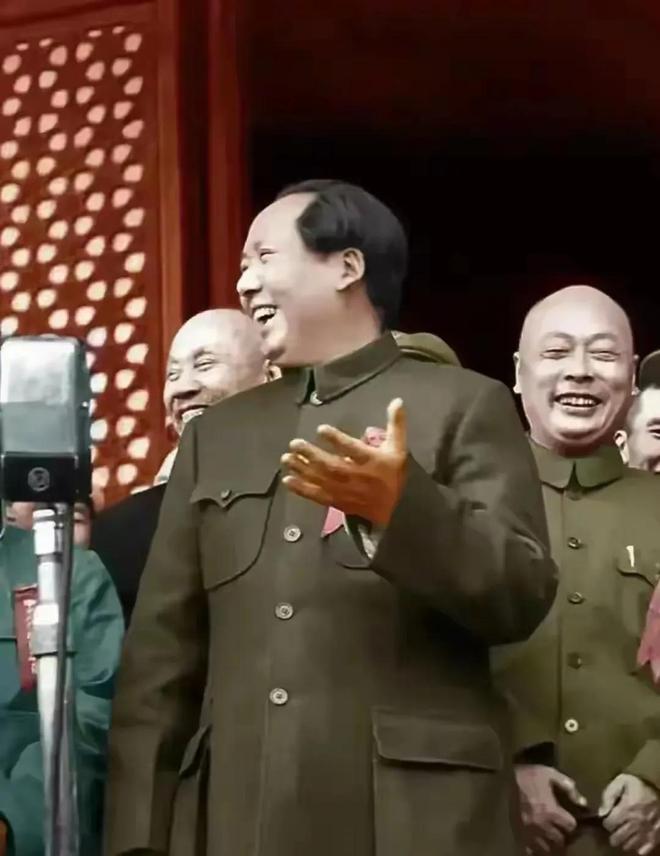 的儿子孙子曾孙穿越百年坐在他座位新葡京这是毛主席最早3张学生照他(图14)